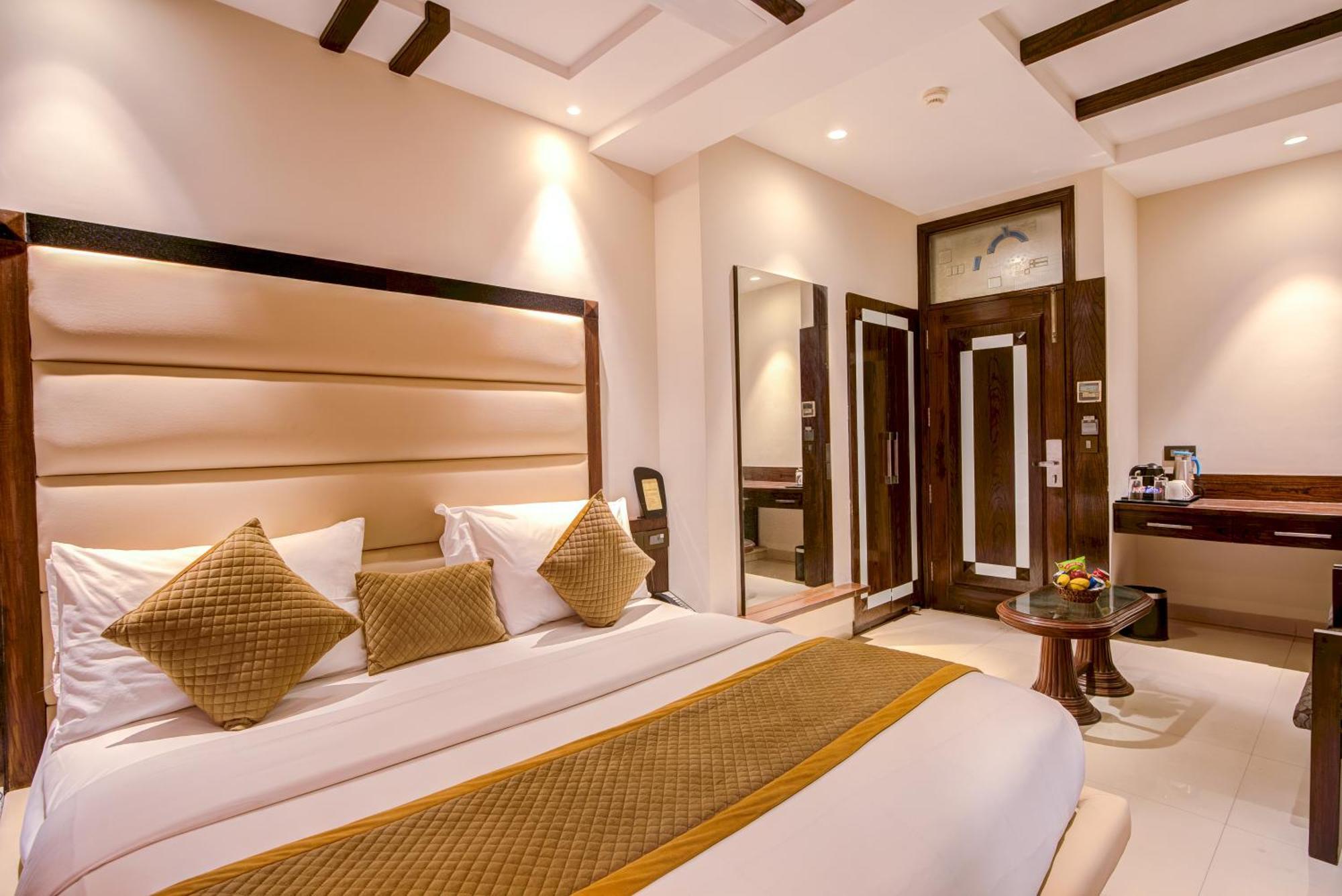 The Singh Empire, New Delhi Otel Dış mekan fotoğraf