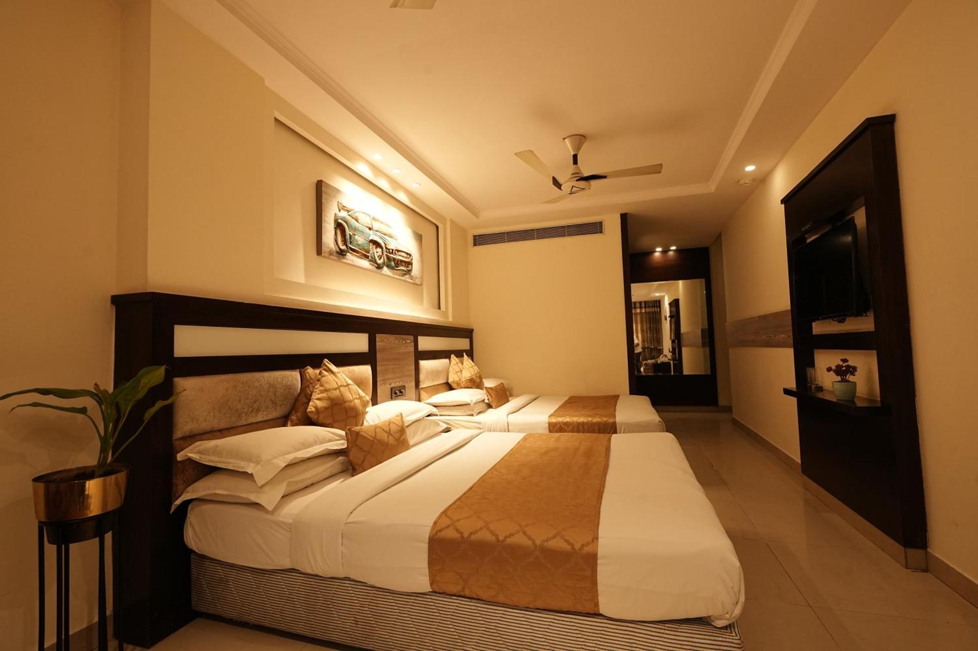 The Singh Empire, New Delhi Otel Dış mekan fotoğraf