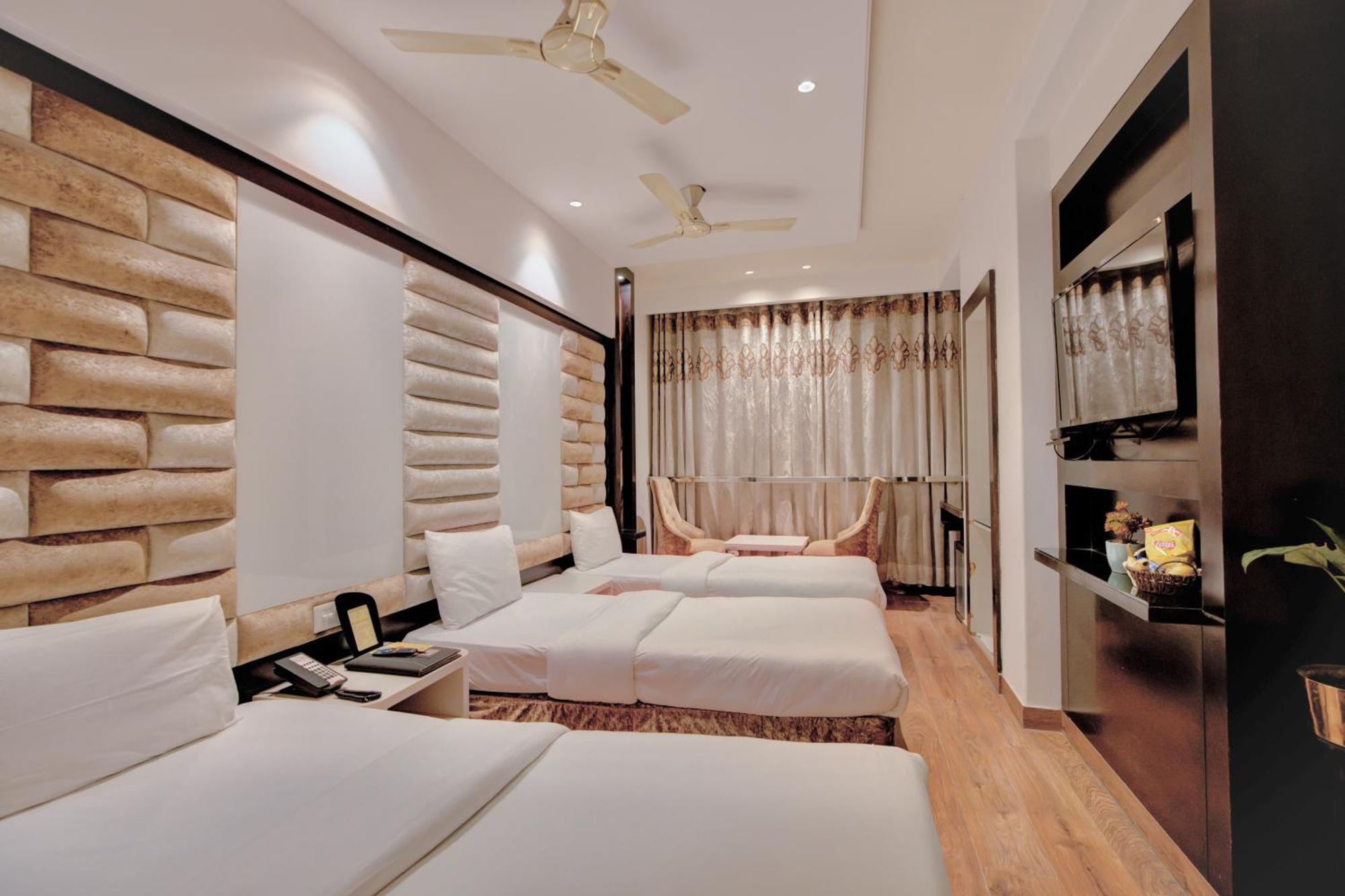 The Singh Empire, New Delhi Otel Dış mekan fotoğraf